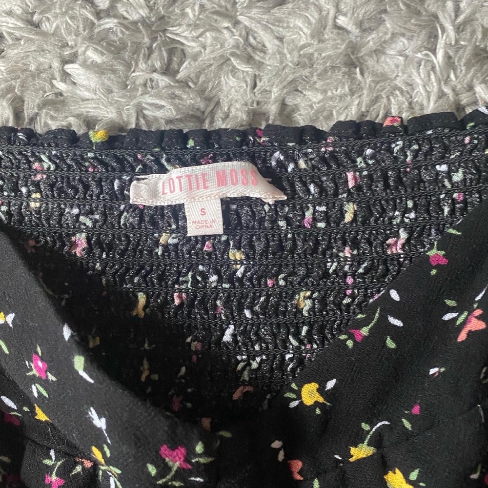 Floral cropped long sleeve